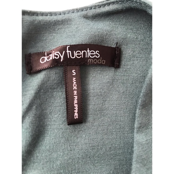 Daisy Fuentes Moda Women’s Short Sleeve Jade Pleated Top Size Small - Picture 3 of 6